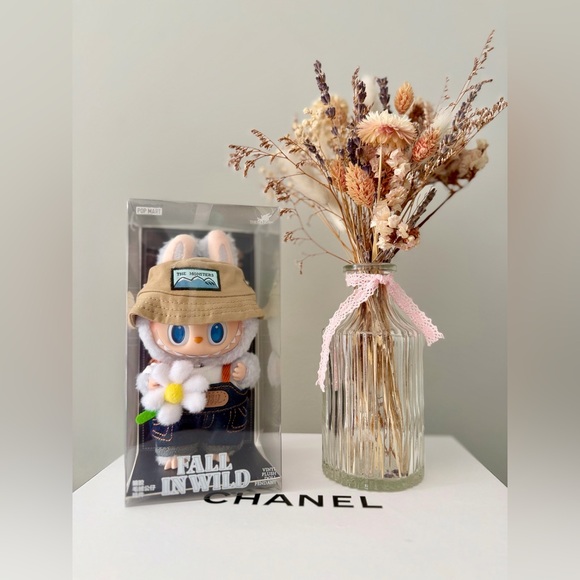 Fall in Wild - Picture 1 of 1